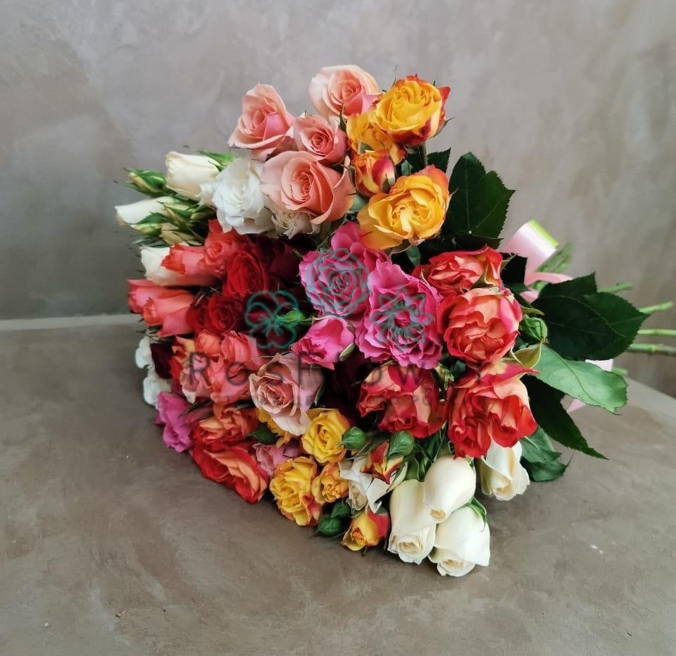 Букет цветов из: Розы в Приморске Ленинградской области