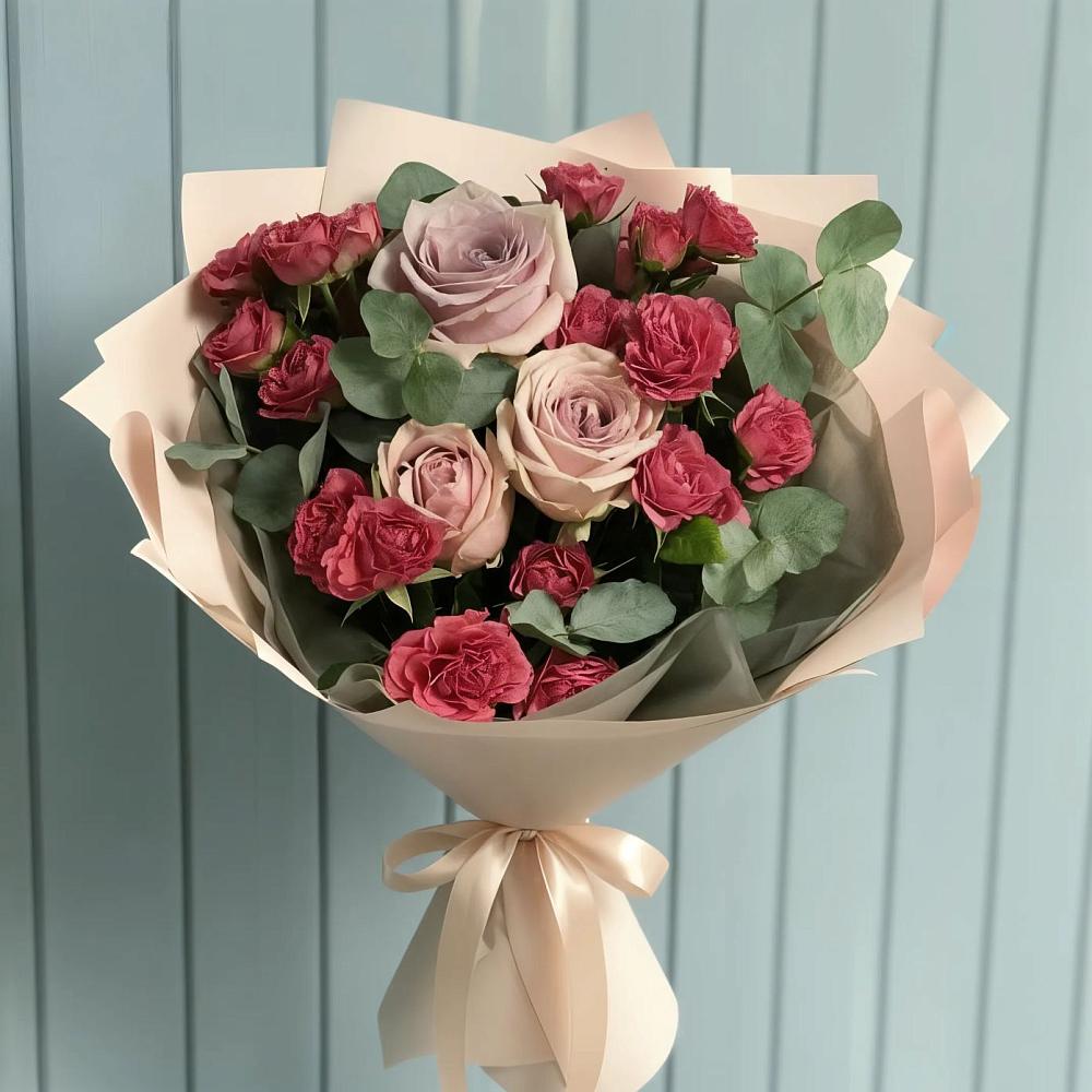 Букет цветов из: Гвоздики и Розы в Приморске Ленинградской области