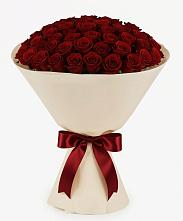 Букет 101 Бордовая роза Блэк Бакарра в Приморске Ленинградской области