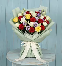 Букет цветов из:  Розы в Приморске Ленинградской области