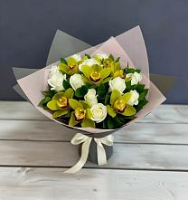 Букет цветов из:  Орхидеи и Розы в Приморске Ленинградской области