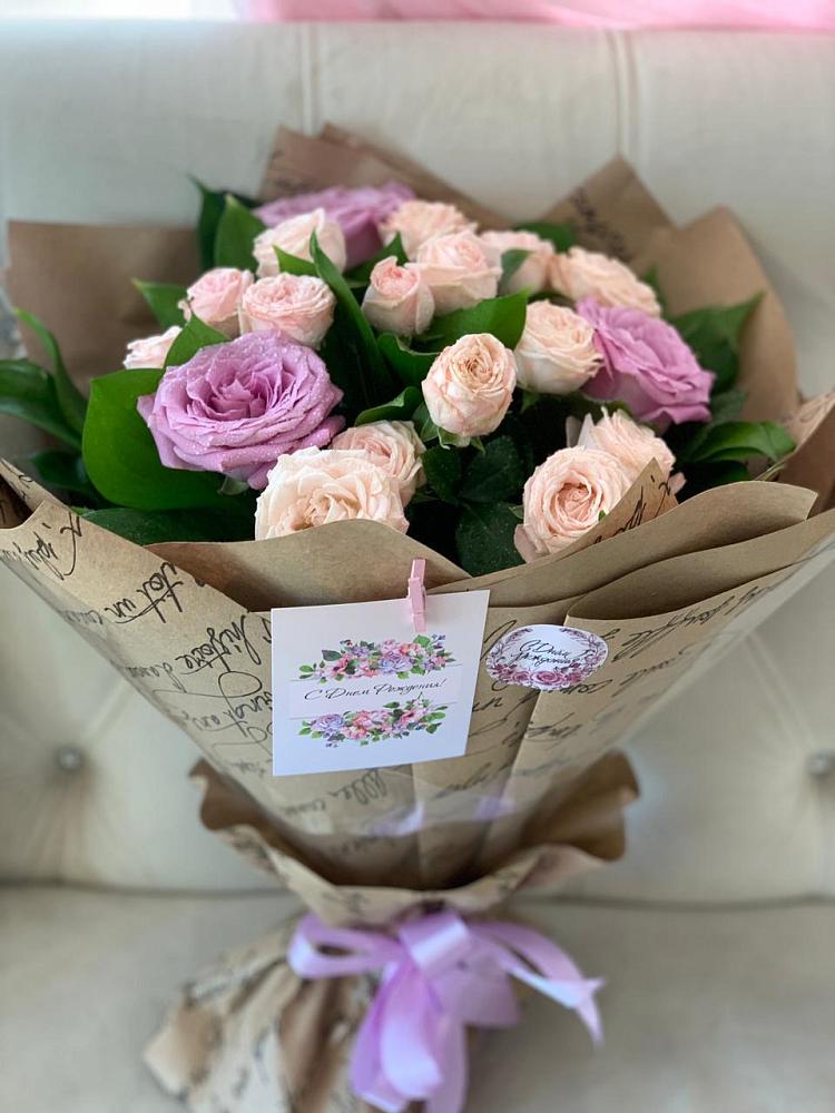 Букет цветов из: Розы в Приморске Ленинградской области