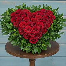 Цветочная композиция из Розы в виде сердца #REPLACE_PRED# Приморске Ленинградской области