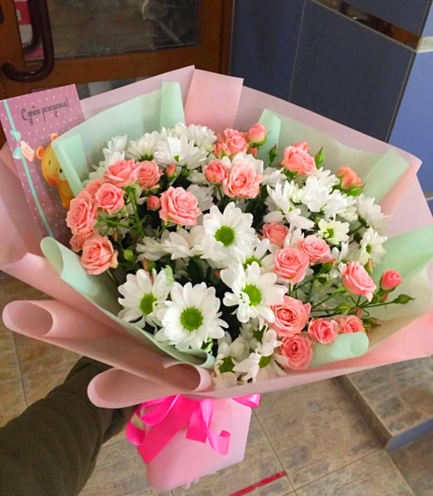 Букет цветов из: Розы и Хризантемы в Приморске Ленинградской области