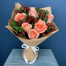 Букет цветов из:  Розы и Альстромерии в Приморске Ленинградской области