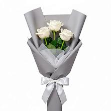 Букет 3 белые розы #REPLACE_PRED# Приморске Ленинградской области