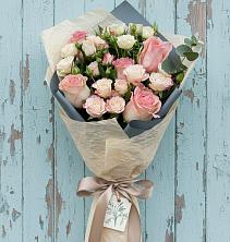 Букет цветов из:  Розы в Приморске Ленинградской области