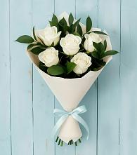 Букет цветов из:  Розы в Приморске Ленинградской области